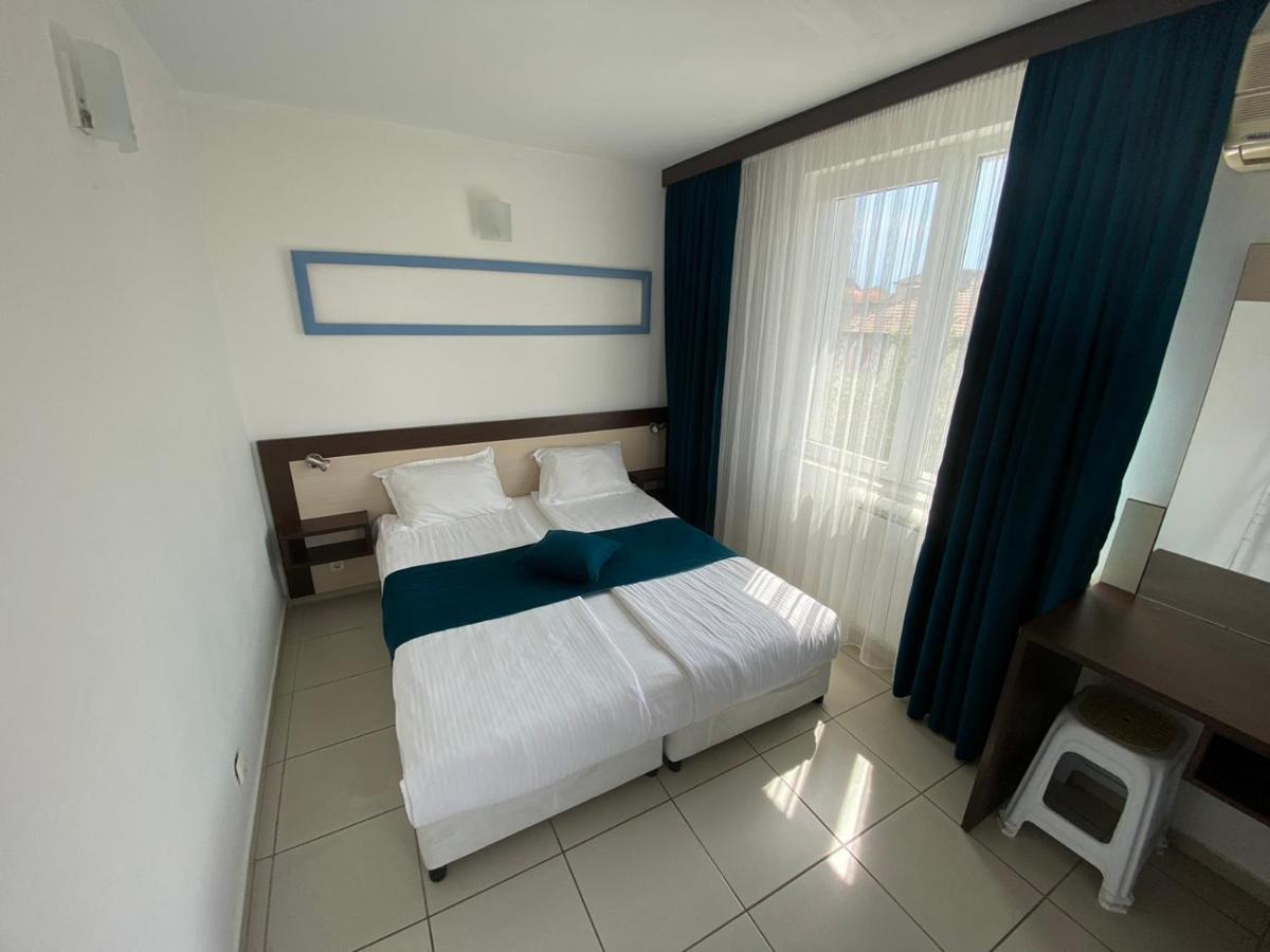 פרימורסקו Lilia 2 Family Hotel מראה חיצוני תמונה