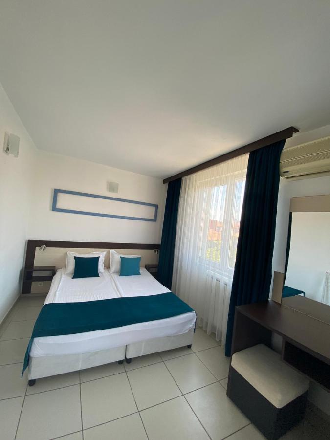 פרימורסקו Lilia 2 Family Hotel מראה חיצוני תמונה