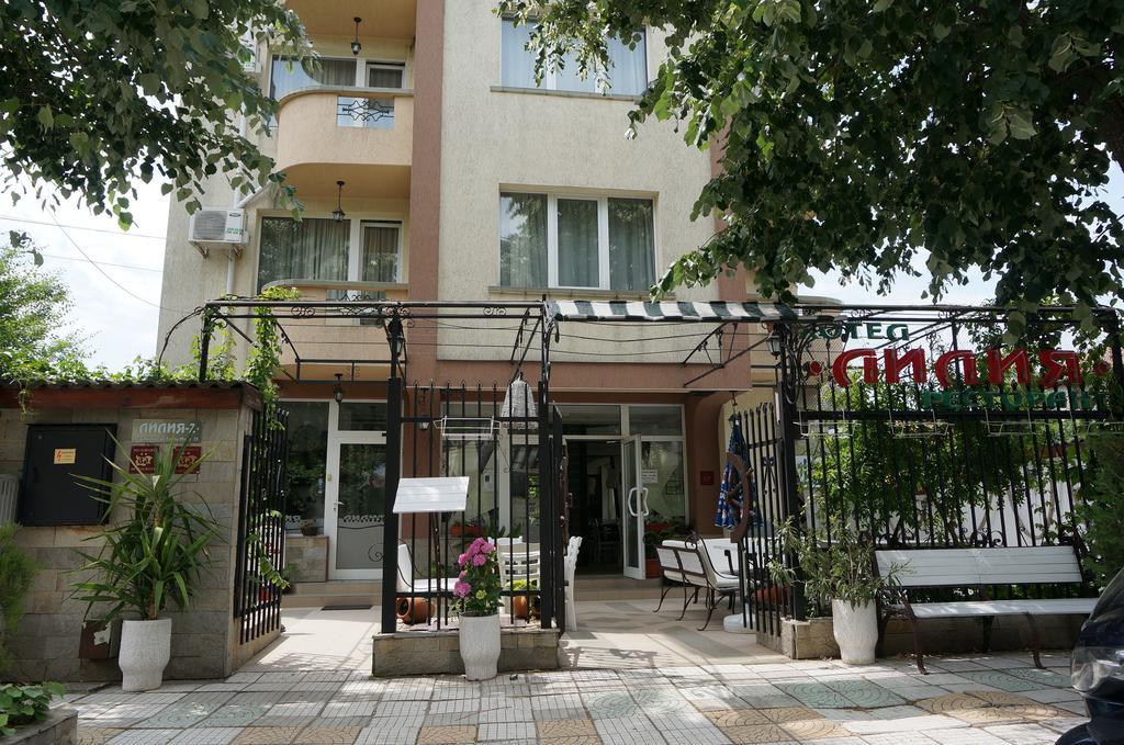 פרימורסקו Lilia 2 Family Hotel מראה חיצוני תמונה